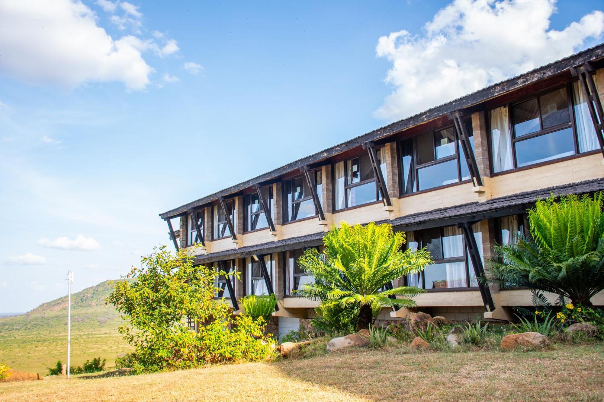 Voi Safari Lodge Exterior photo
